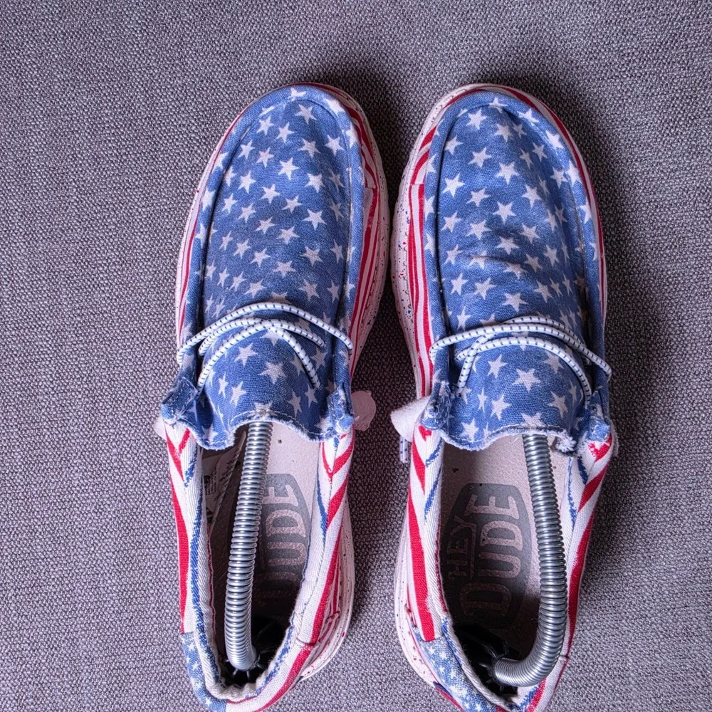 Hey Dude Wally Patriotic Mens 10 Red White Blue Stars and Stripes 40001-9C8